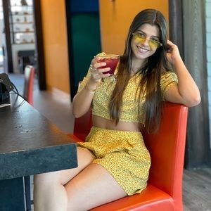 Meet your Posher, Marisa